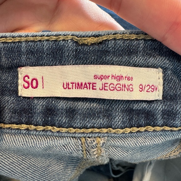 So Super High Rise Ultimate Jeggings - Picture 3 of 4